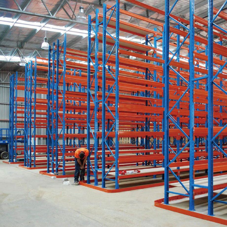 Narrow Passage Storage Shelves High Density Logistic Racking