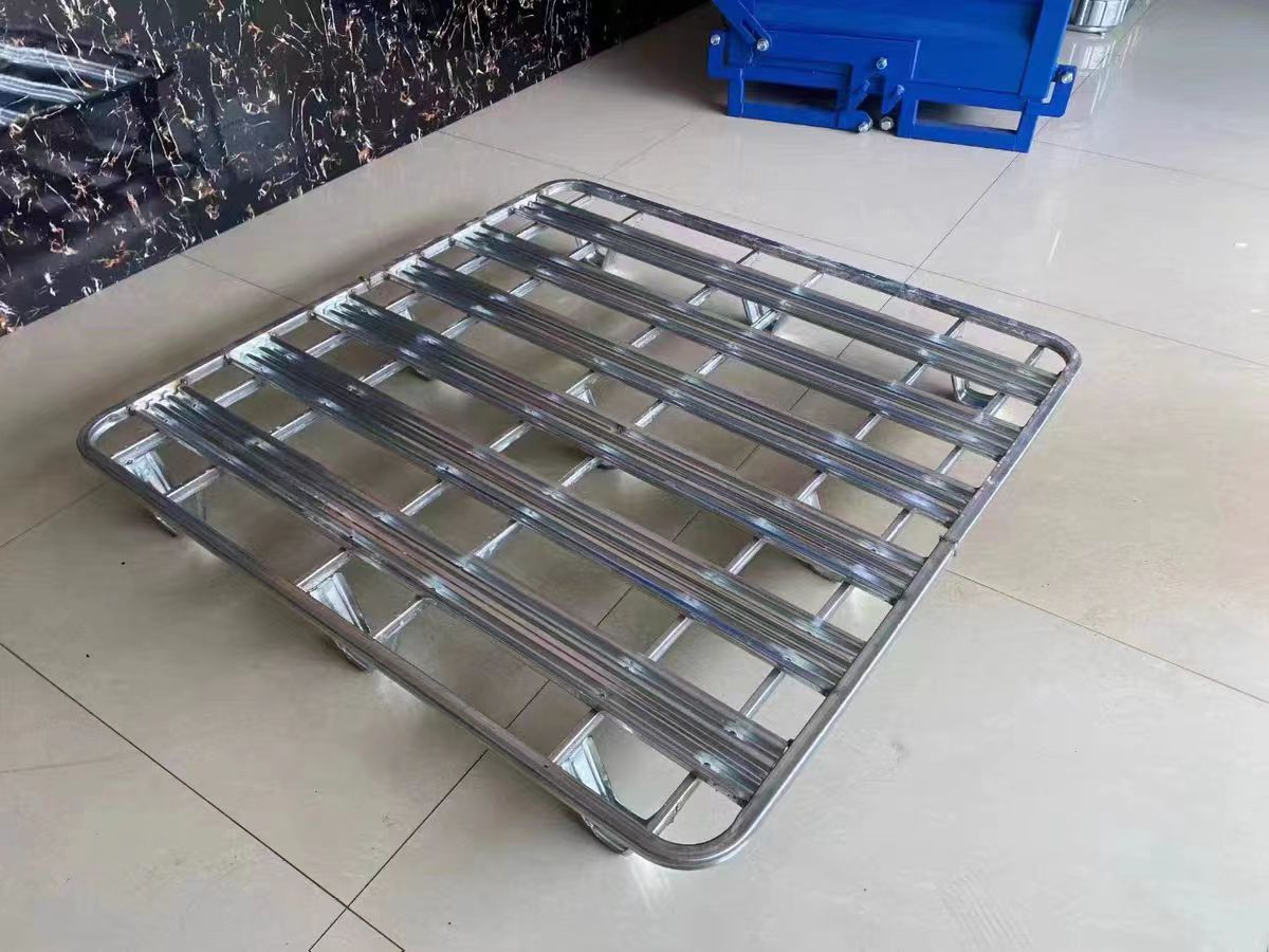 Heavy-Duty Single-Faced Steel Metal Euro Pallet Racking System Durable 4-Way Steel Pallet Warehouse Storage Solution