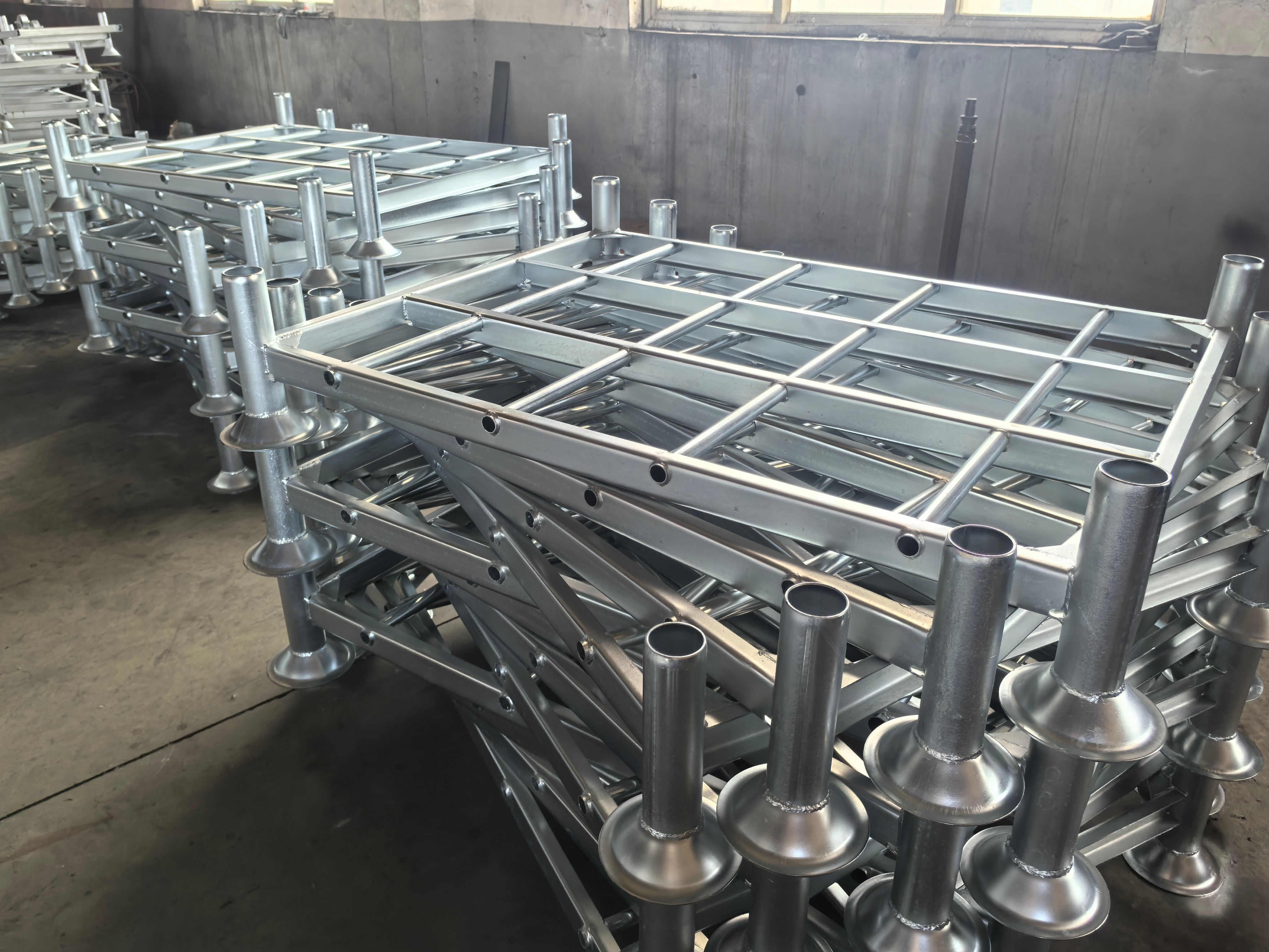Heavy Duty Q235 Steel Post Pallet - Stackable Storage Racks With Shelf For Warehouse Logistics &amp; Cargo Handling