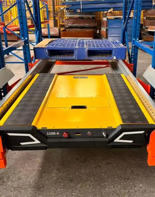 Radio shuttle racking system installed in cold storage warehouse