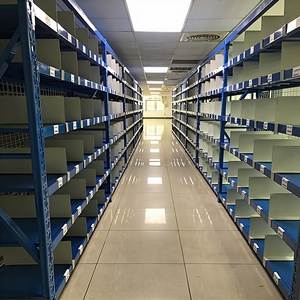 Metal Medium Duty Racking 4 Level Wide Span Shelving Units Boltless Warehouse Storage Rack