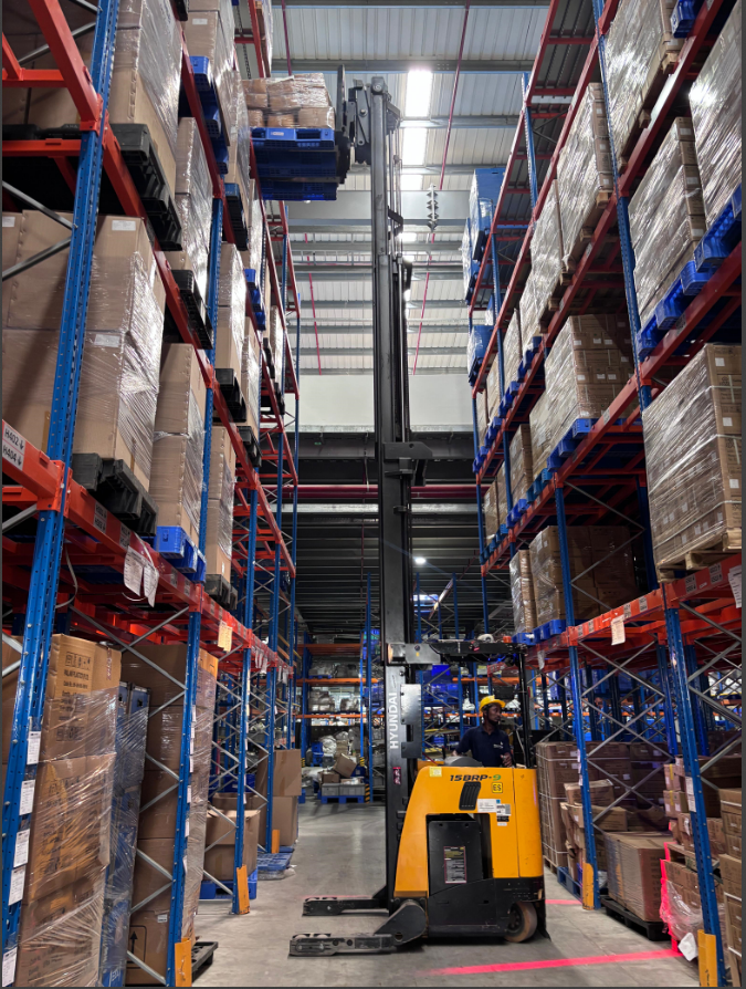 Selective Pallet Rack Structure