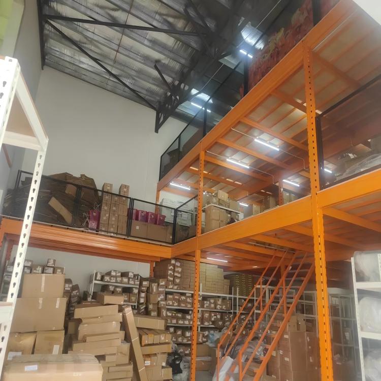 Warehouse Storage Application 6