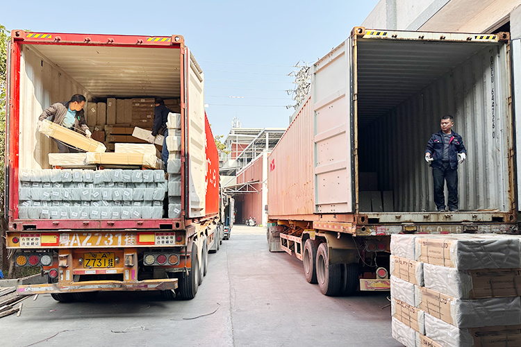 Loading Containers 1