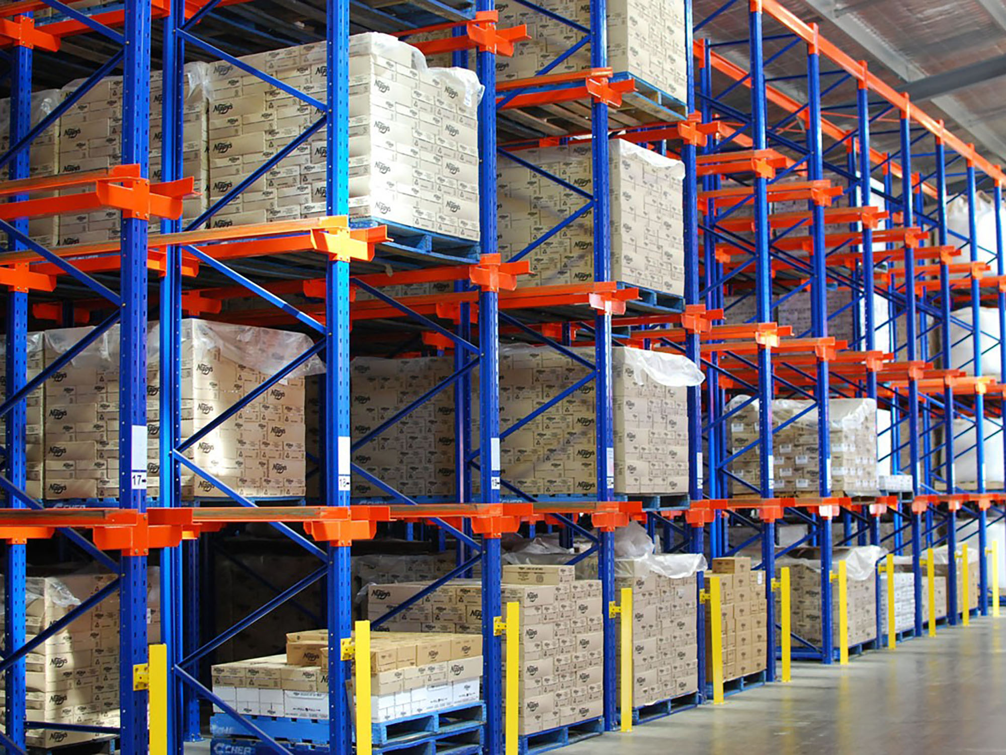 Mracking Manufacturer's Industrial Drive-In Racking System Free Design Low Steel Shelves Garage Storage Corrosion Protection