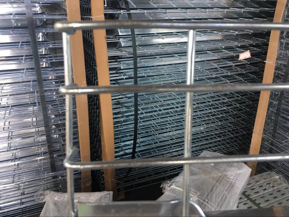 Rongbang Warehouse Pallet Racking Wire Mesh Decking Storage Rack Dividers Medium/Heavy Duty Corrosion Protection