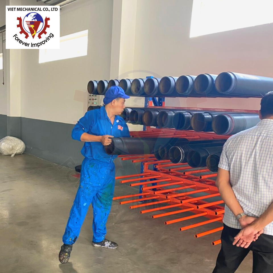 Ready-to-Trade Heavy Duty Steel Cantilever Racking Warehouses Enhances Storage Efficiency Organized Accessible Multi-Level