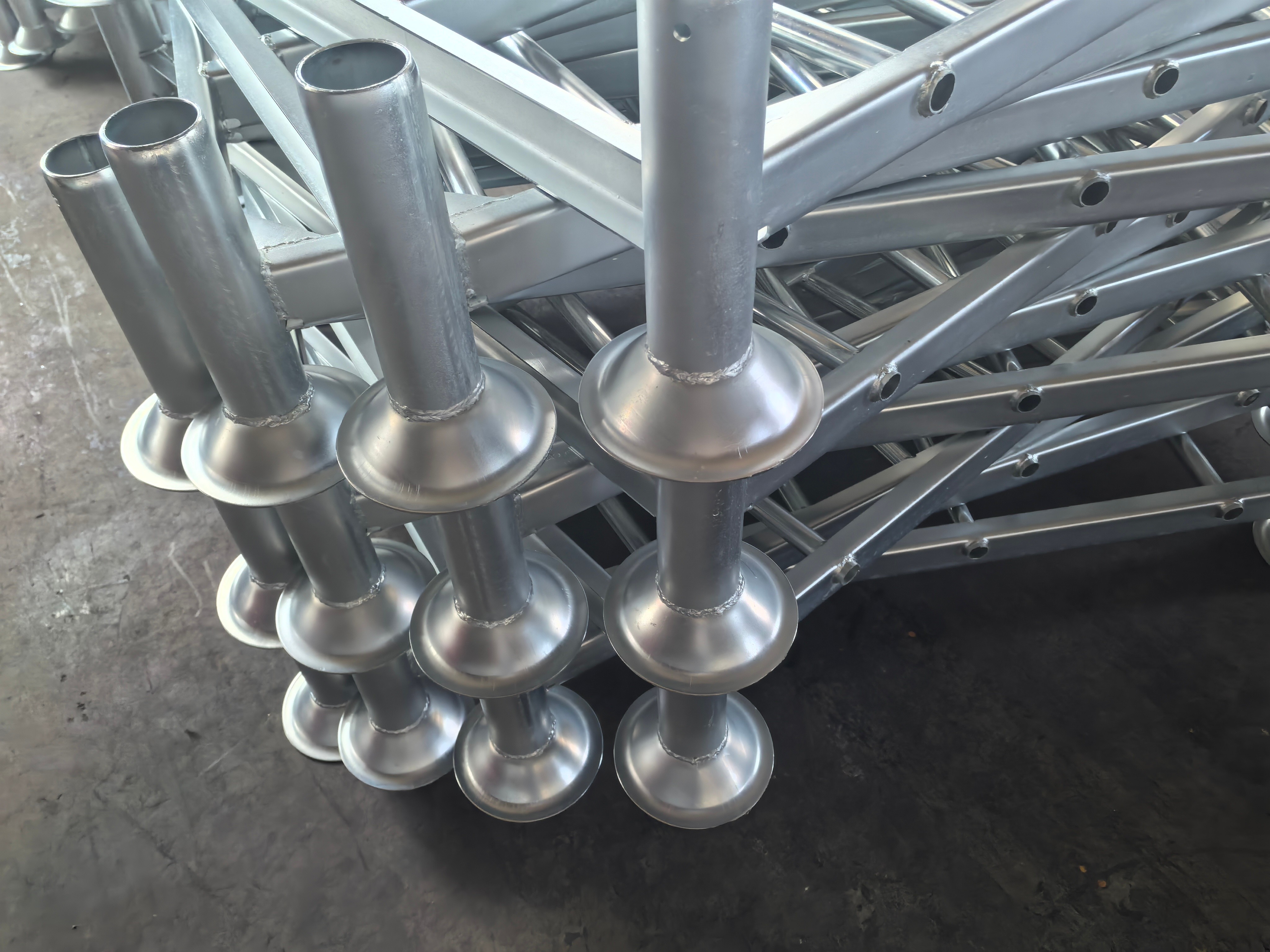 Heavy Duty Q235 Steel Post Pallet Stackable High Capacity Warehouse Storage Racks Shelves For Cargo Handling Logistics Storage